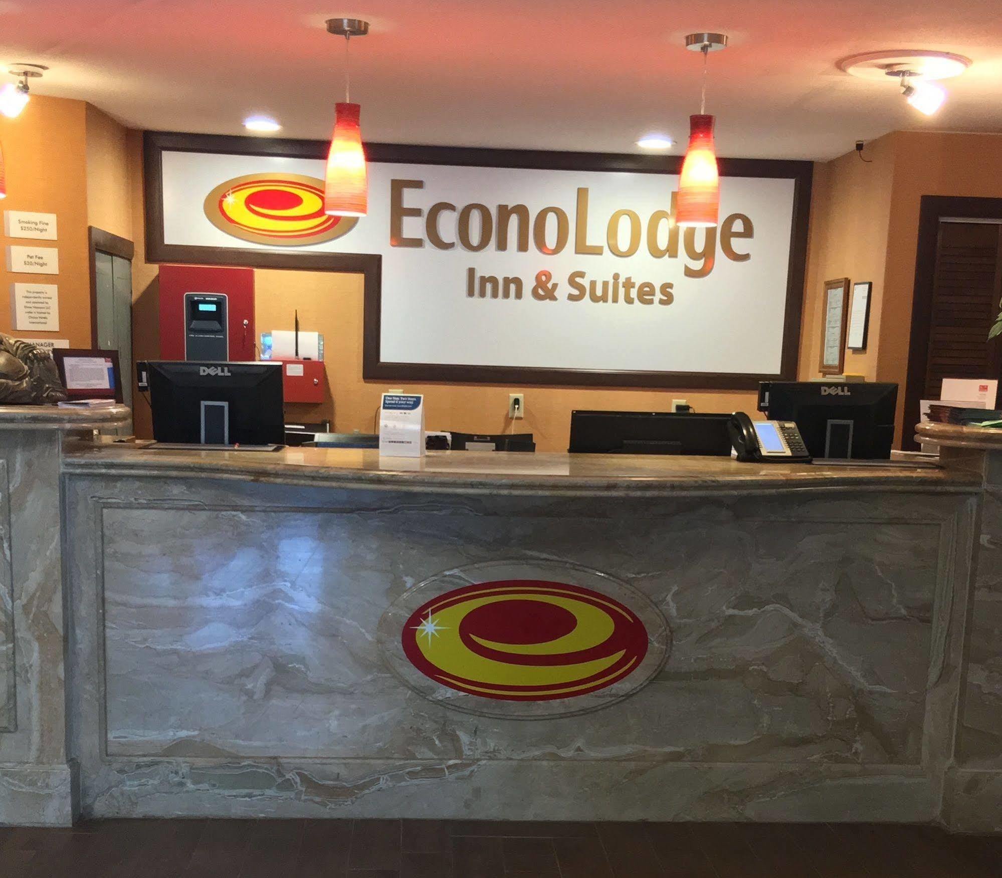 史蒂文斯波因特 斯蒂文斯波恩特伊克诺旅店酒店 外观 照片